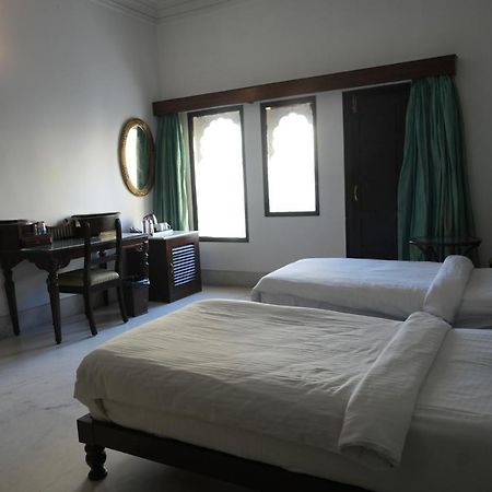 Amar Kothi Hotel Udaipur Buitenkant foto